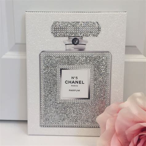 Chanel perfume glitter picture